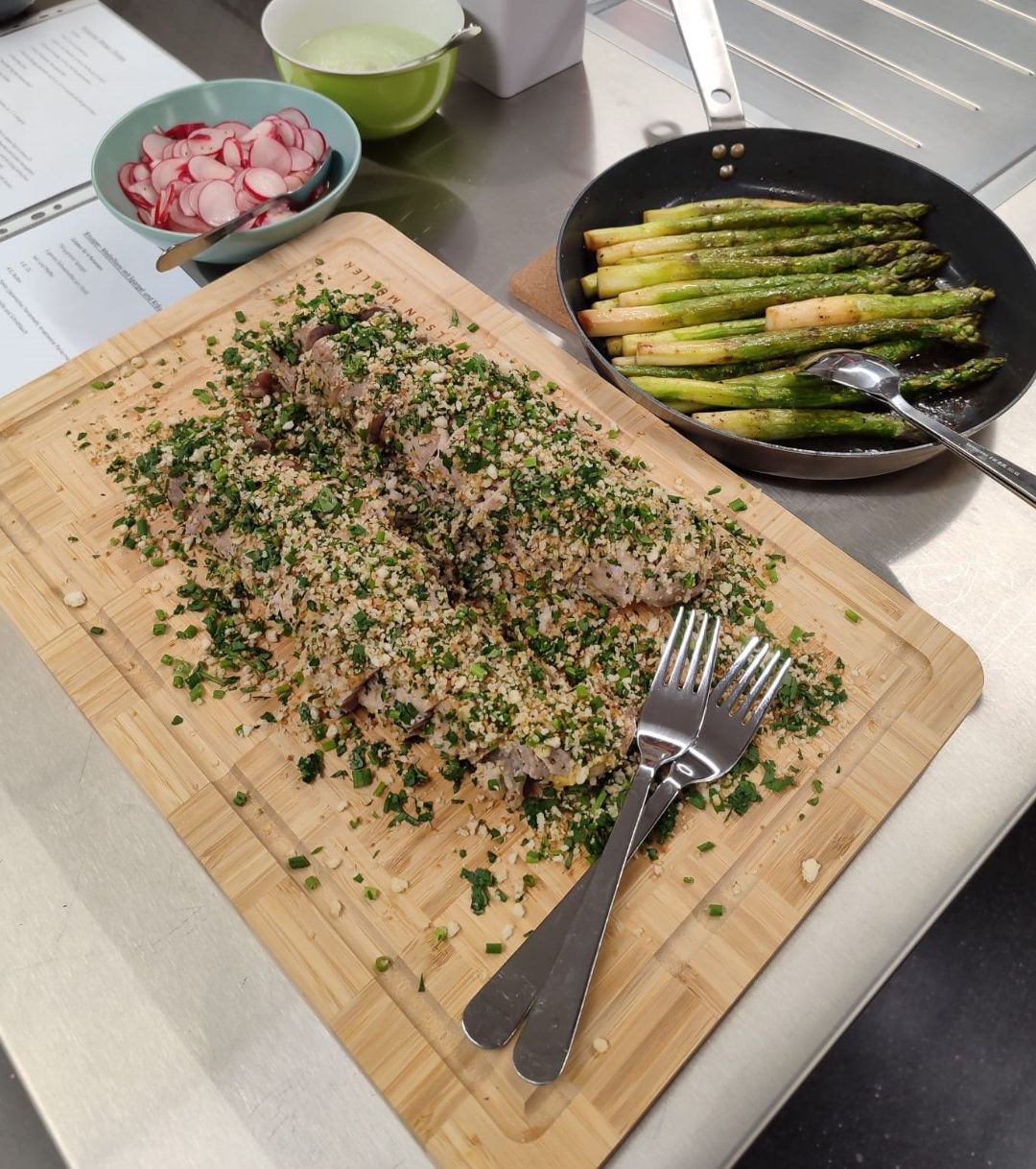 Leckeres Spargelrezept mit Fleisch