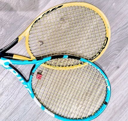 Tennischl&auml;ger