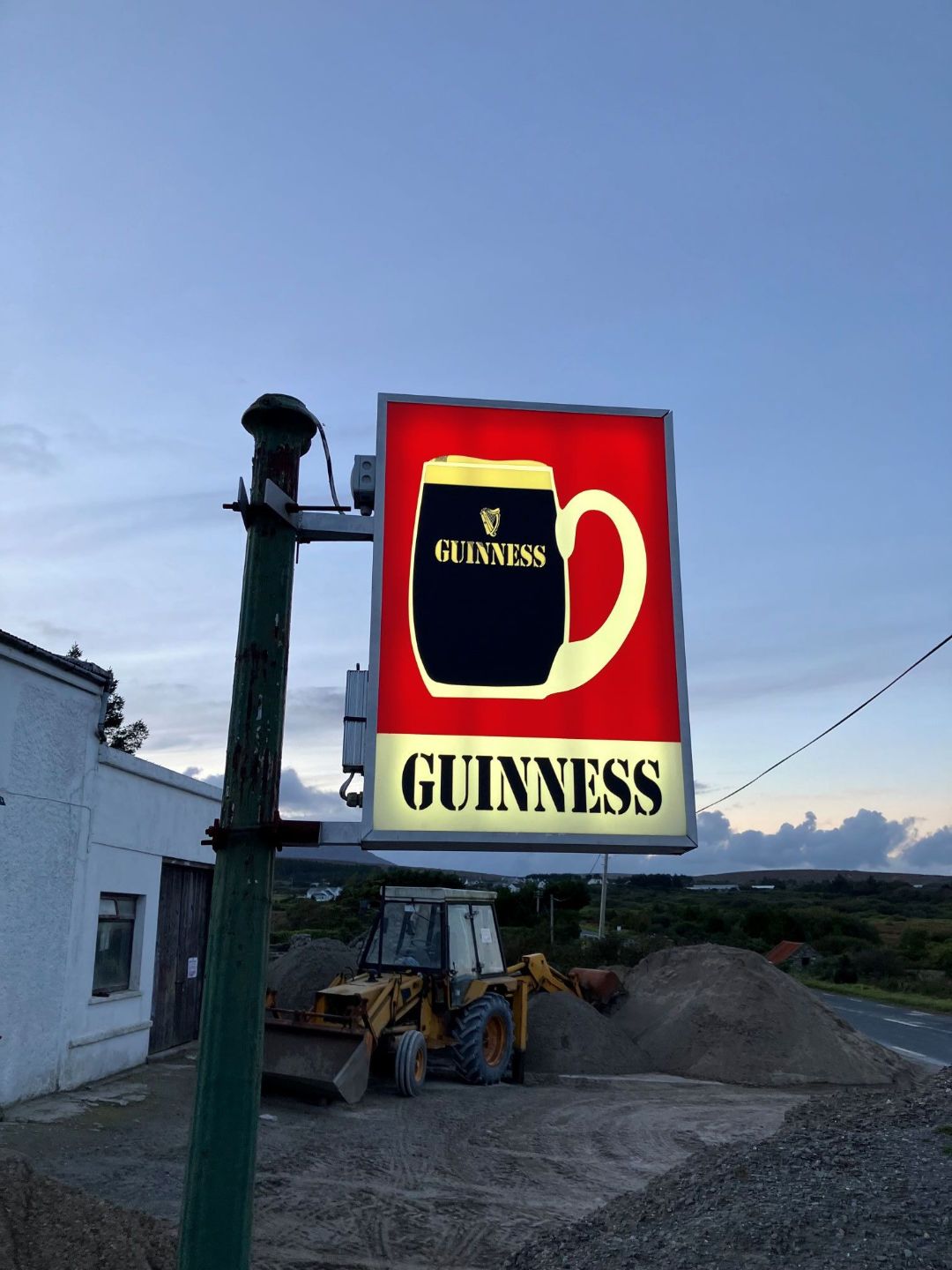 Werbeschild von irischem Bier